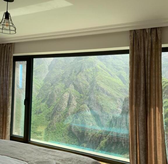 هاستل Harsnadzor Eco Resort