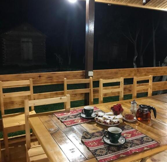 هاستل Harsnadzor Eco Resort