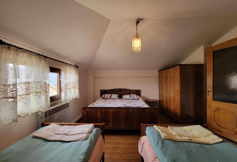 B&b Odzun