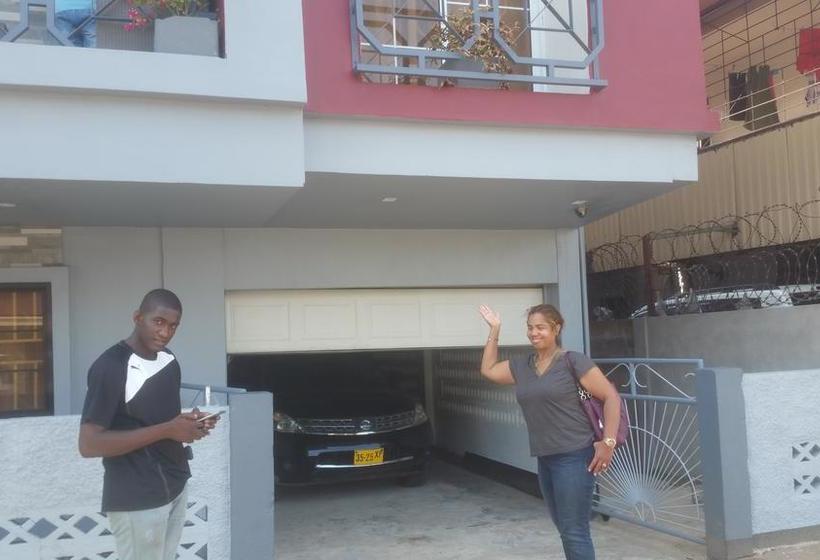 تختخواب و صبحانه Svilla