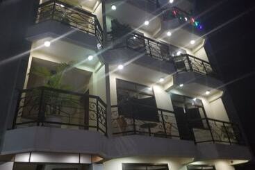 Riverview Hotels Apartment