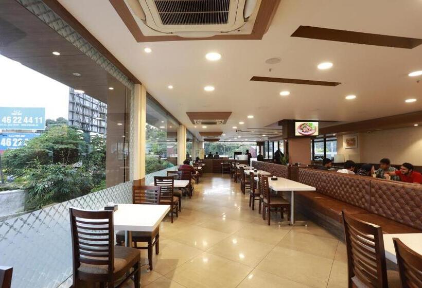 هتل As Airport Inn