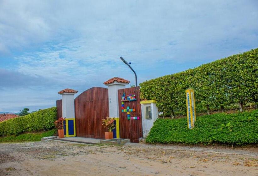 هتل Finca Casa Antigua