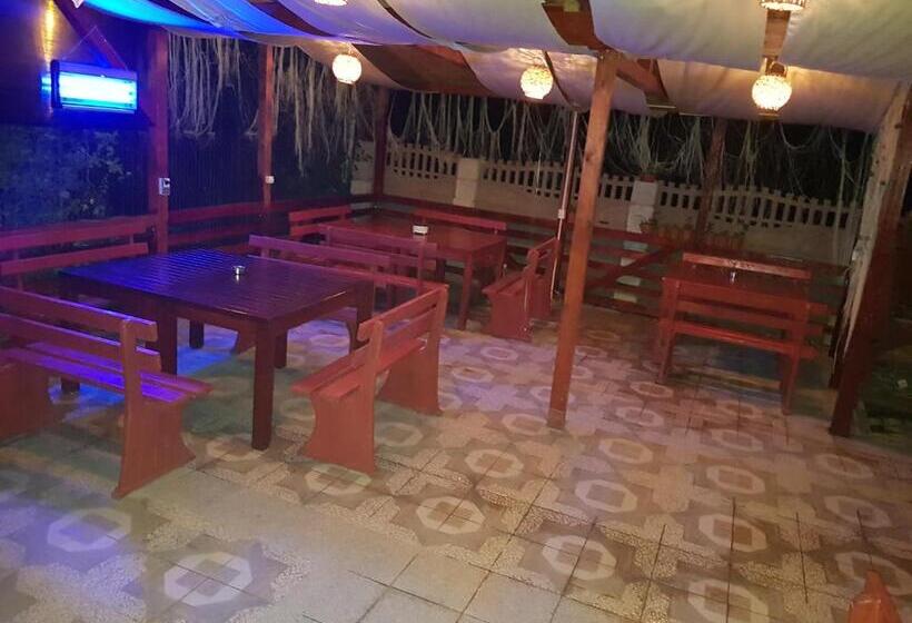 پانسیون Cool Breeze   Mamaia Nord