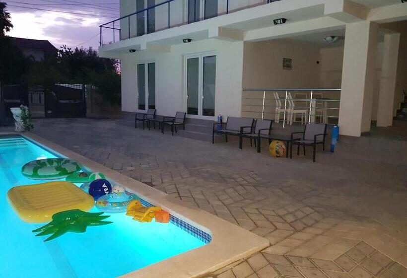 پانسیون Cool Breeze   Mamaia Nord