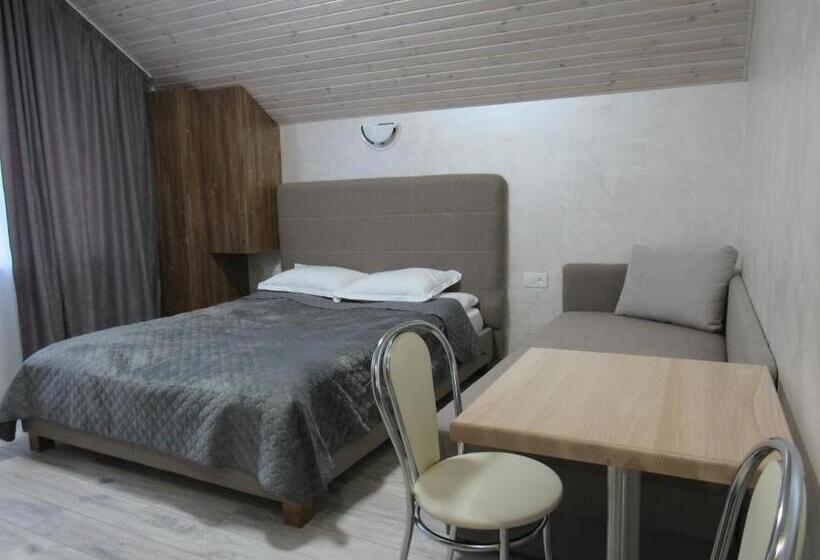 بنسيون Solomiia