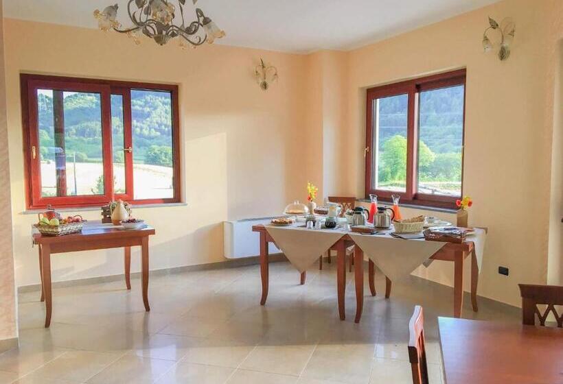 هتل Agriturismo Acquafredda