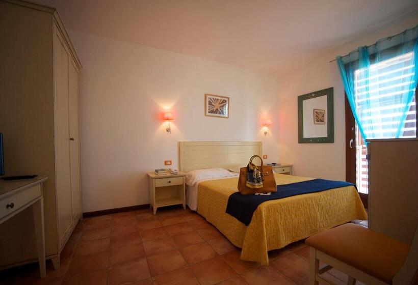 בית מלון כפרי Villa Tramonto Direttamente Sul Mare