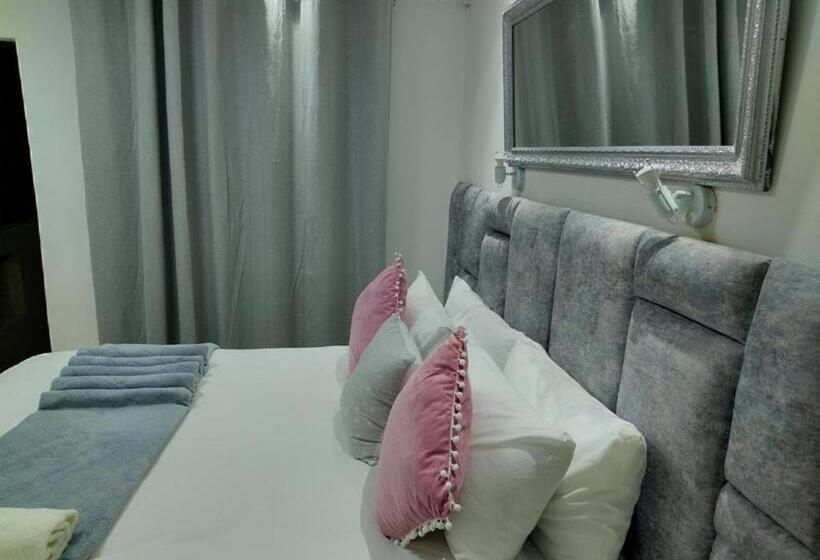 پانسیون Mavi Guest House