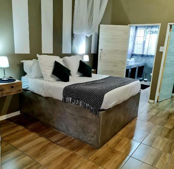 پانسیون Overnight Stop Before Kruger National Park