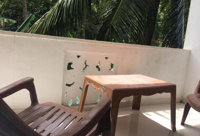 تختخواب و صبحانه Hansa Villa