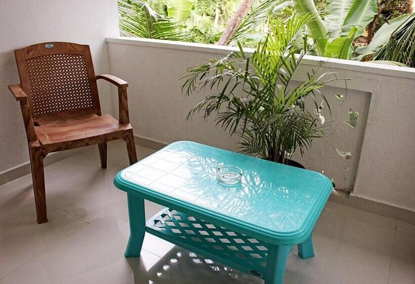 تختخواب و صبحانه Hansa Villa