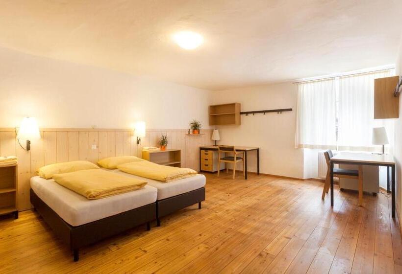 فندق Kolping Hallein