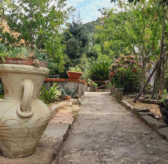 ペンション Affittacamere La Vigna