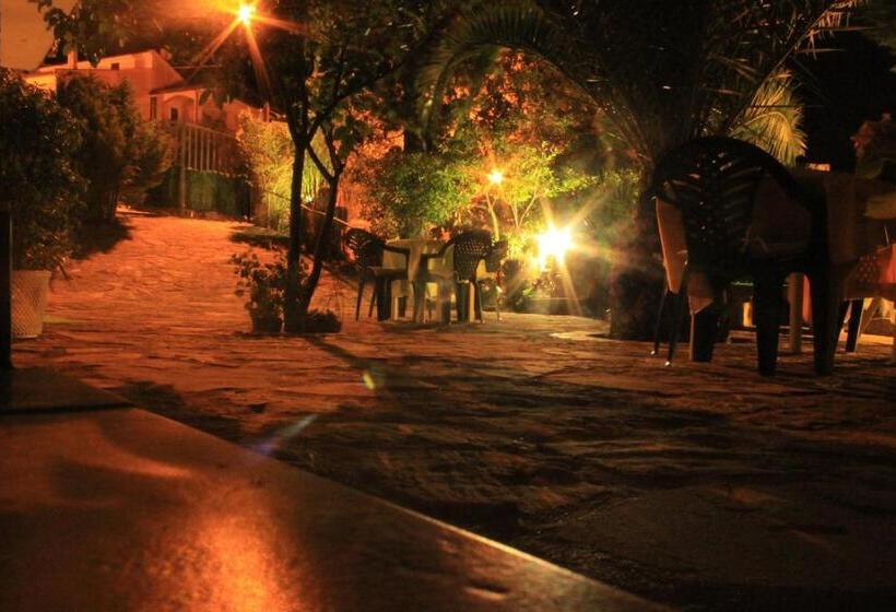 ペンション Affittacamere La Vigna