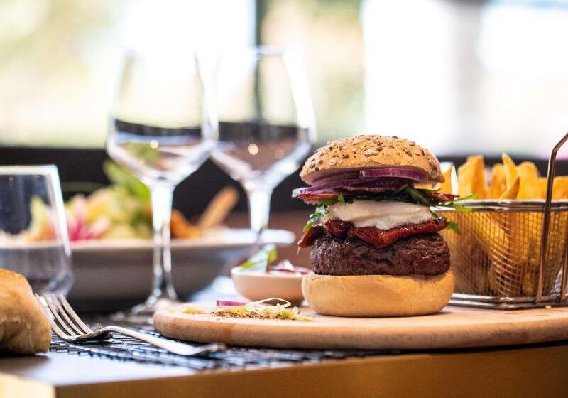 هتل Mercure Aix En Provence La Duranne Gare Tgv
