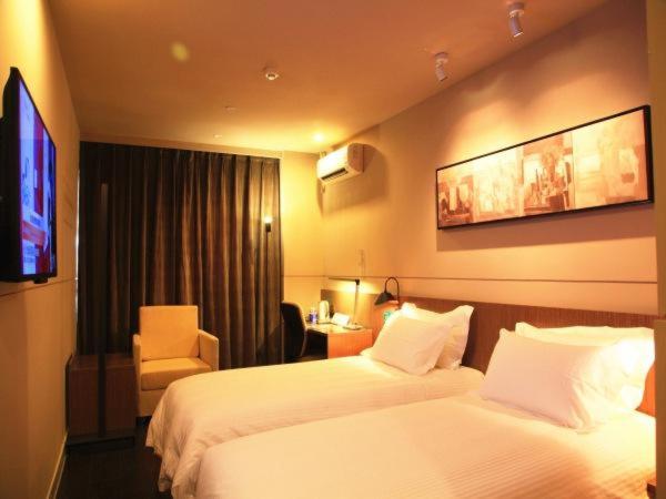 Отель Jinjiang Inn Select Lhasa Norbulingka Summer Palace