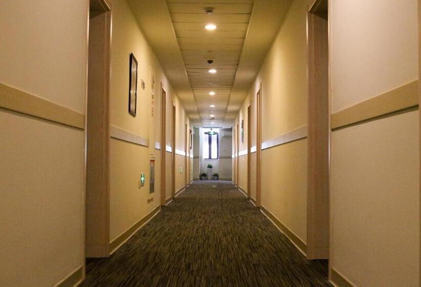 هتل Jinjiang Inn Shanghai Chedun Studios