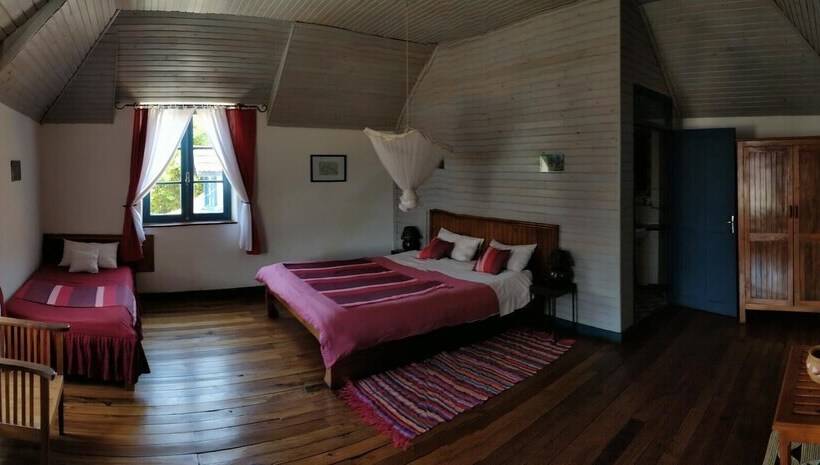 هتل Le Trianon