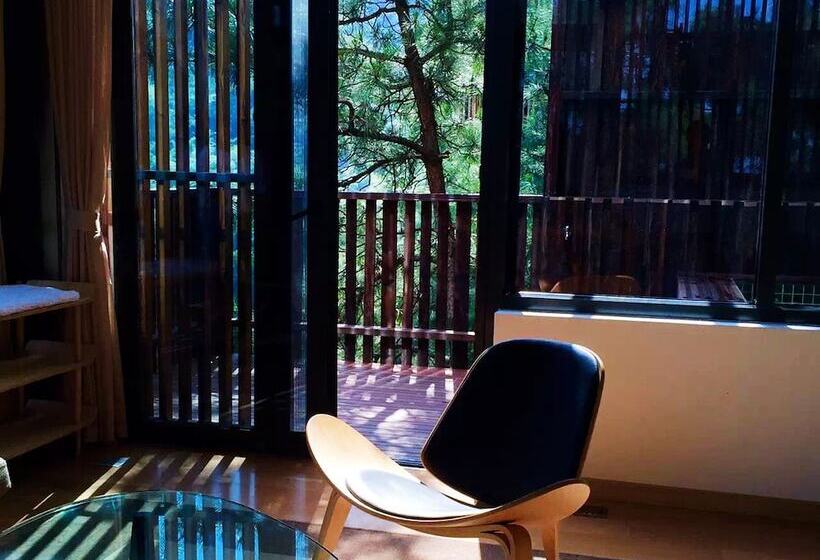 Отель Meijie Mountain Hotspring Resort