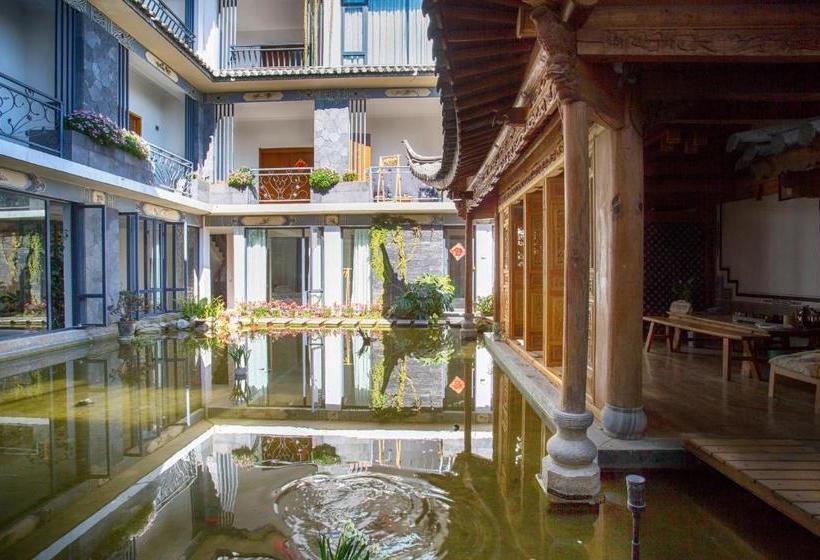 هتل Simon S Travelling With