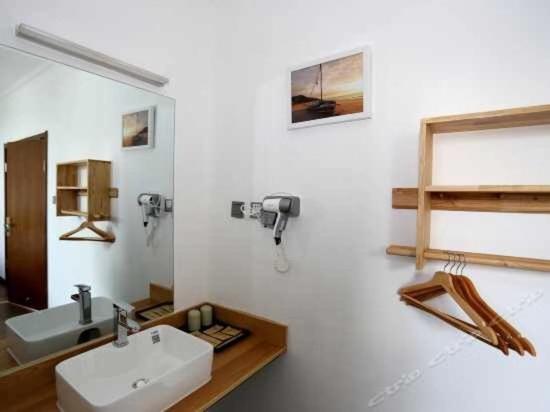 هتل Simon S Travelling With