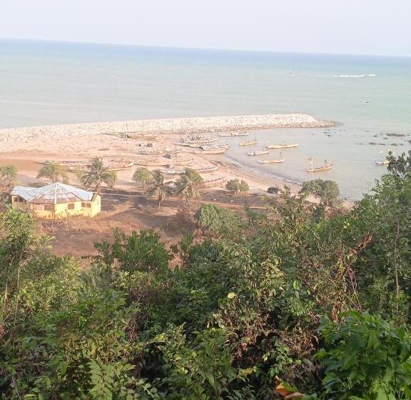 Abuesi Beach Resort