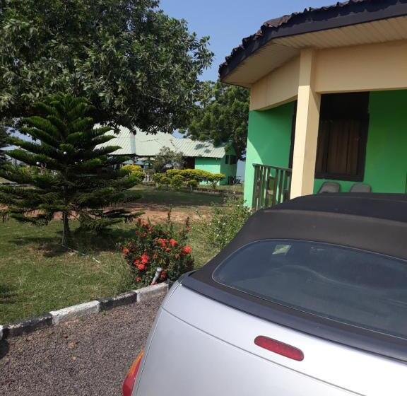 Abuesi Beach Resort