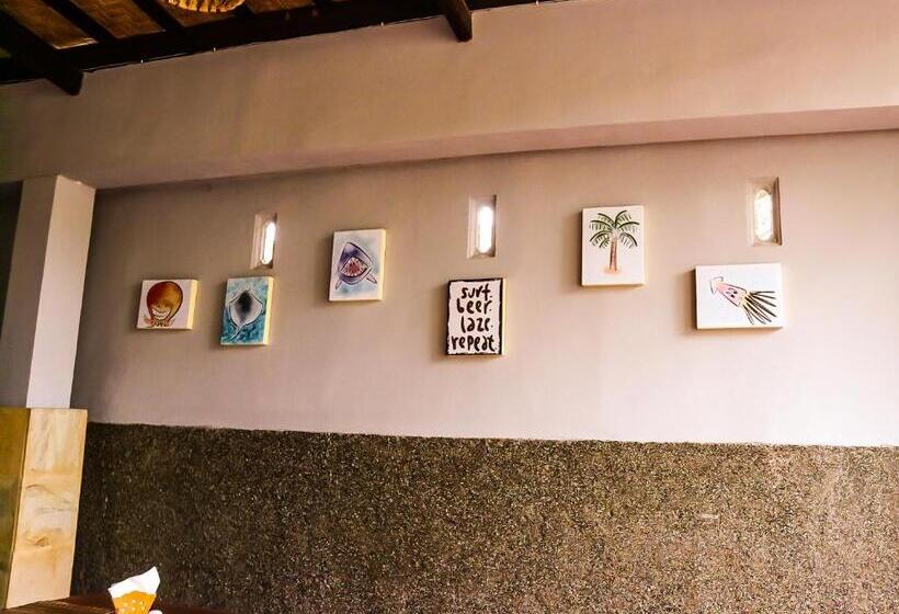 تختخواب و صبحانه Lazy Inn Kuta Lombok