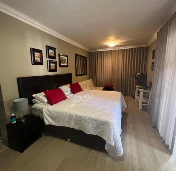 住宿加早餐  Milas Place