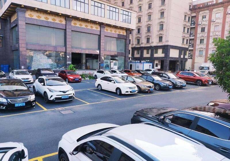 호텔 Hanting  Shanghai Cao Road Financial Information Park