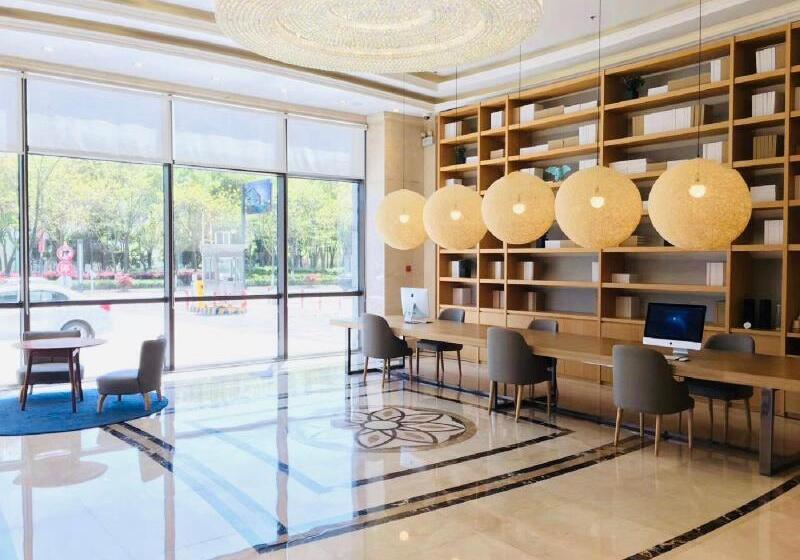 هتل Ji  Shanghai Jiading New Town Yuanxiang Lake