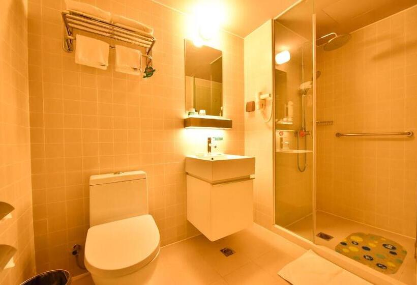 ホテル Jinjiang Inn Haikou Binhai Avenue Qilou Old Street