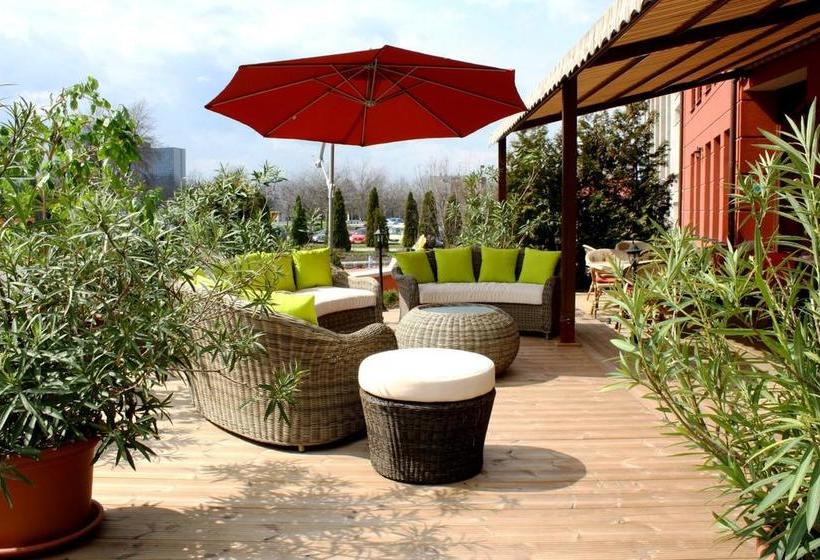 민박 Ambrózia étterem és Panzió