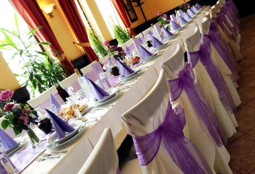 민박 Ambrózia étterem és Panzió