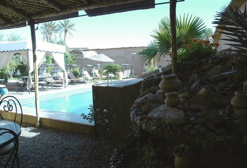 تختخواب و صبحانه Chez Laila