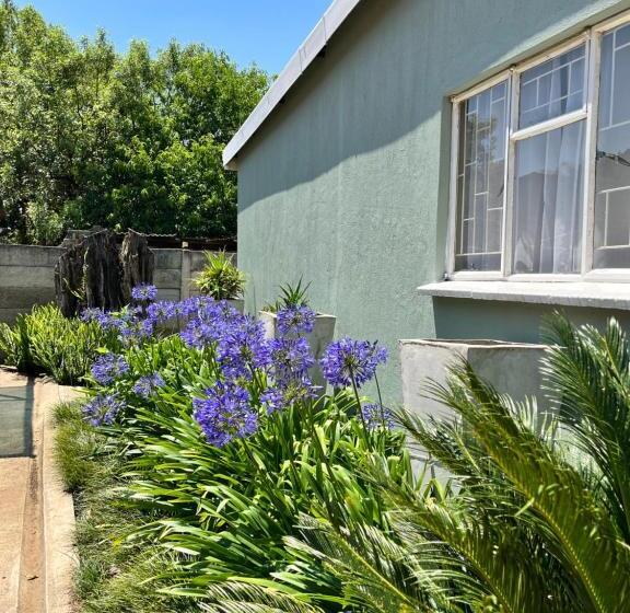 مبيت وإفطار Khaya4u Guesthouse