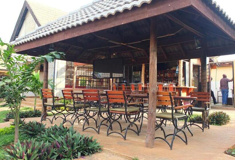 هتل Afrika Lodges