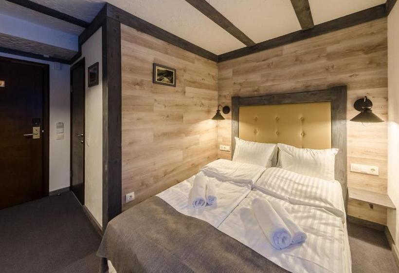 هتل Chalet Crepdechine