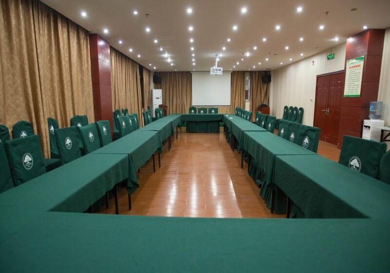 فندق Greentree Inn Jiangsu Zhenjiang Jurong Yalong Business