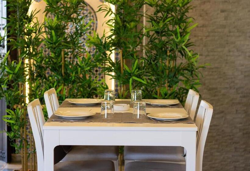 هتل Hôtel Mandy