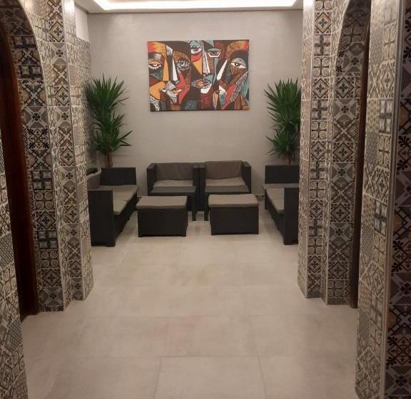 هتل Hôtel Mandy
