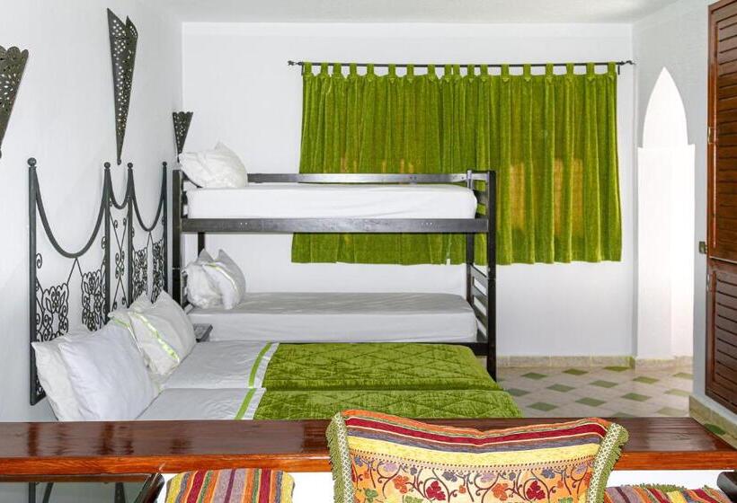 هتل Hôtel Mandy
