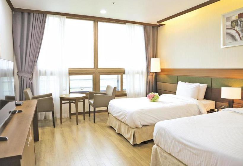 酒店 Sacheon Grand Tourist