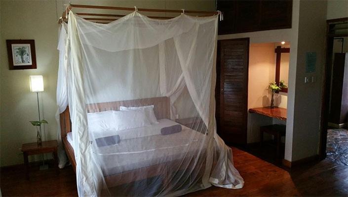 هتل Surjios Guest House