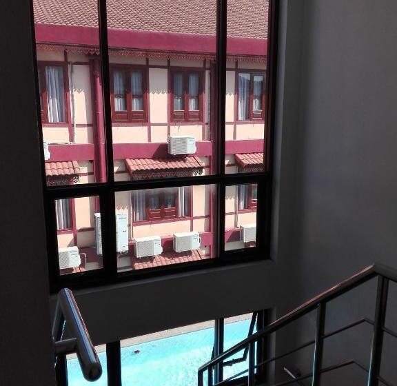 هاستل Faa Apartment
