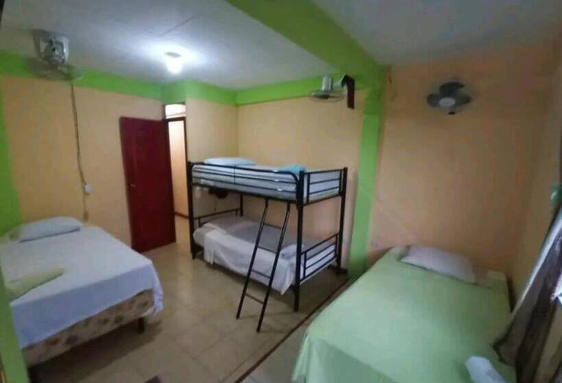 تختخواب و صبحانه Hostal San Antonio