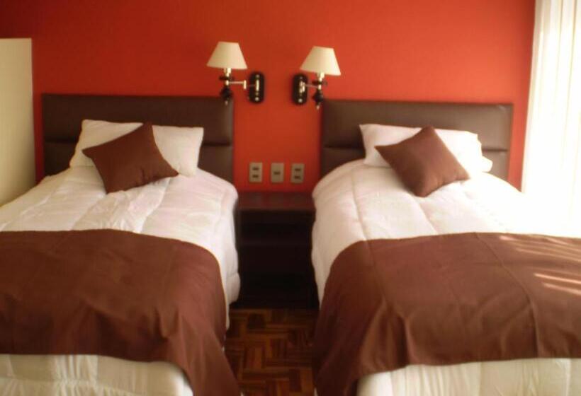 مسافرخانه Bolivian Rooms & Suites