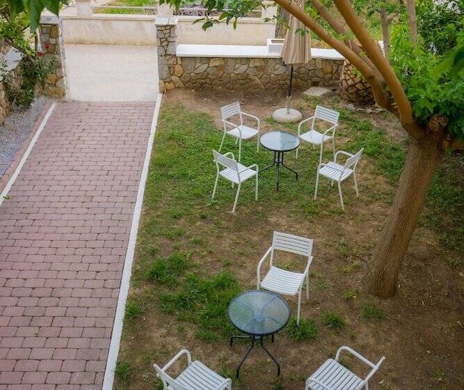 Act Art Skiathos