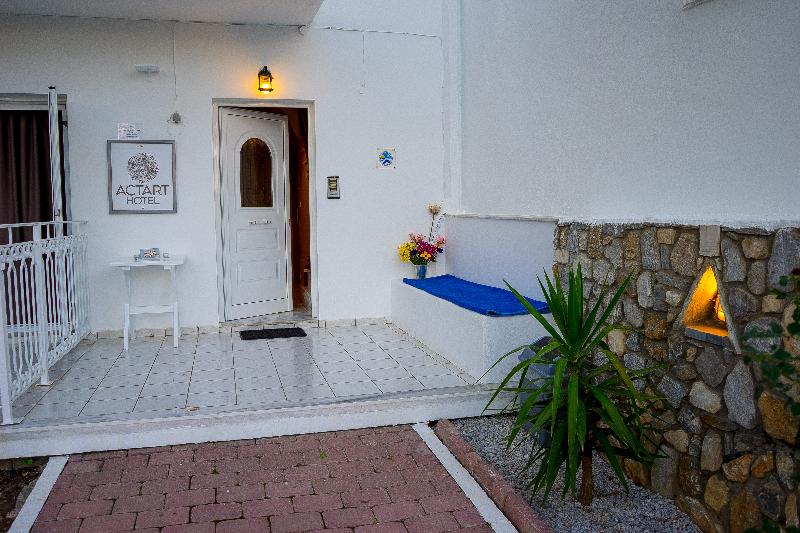 Act Art Skiathos